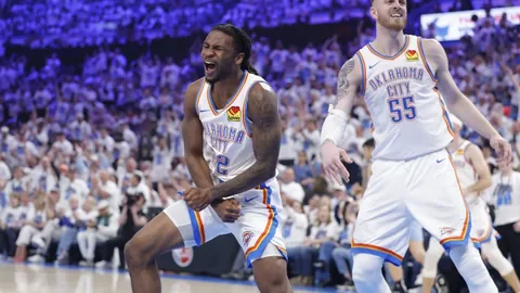 多特逆转波鸿，吉拉西双响奏凯